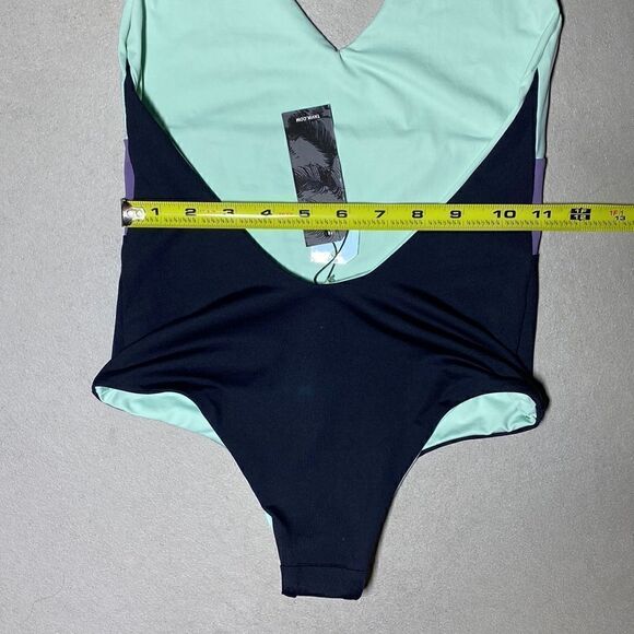⭐️NWT MSRP $130 TAVIK Chase Reversible One-Piece Swimsuit Women's Size XS - Picture 7 of 12